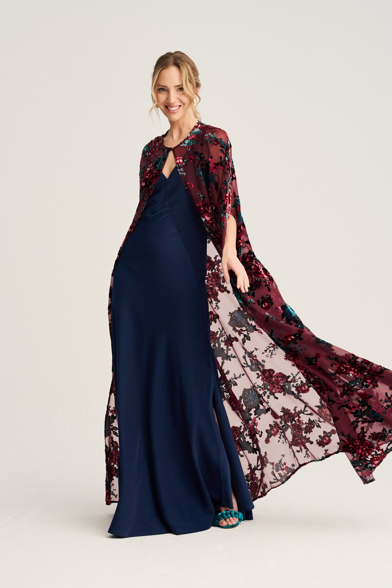 Gunilla Navy Cape · Le Jardin ·