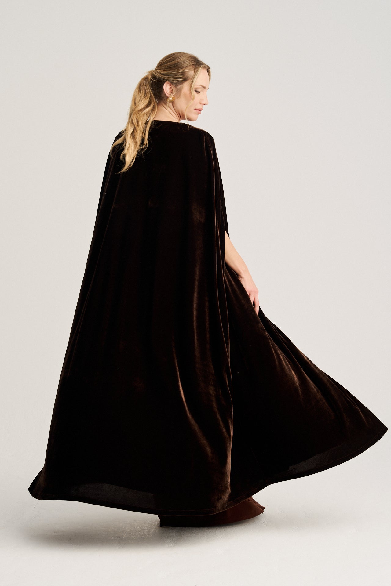 Margaret Velvet Cape · Lady B ·