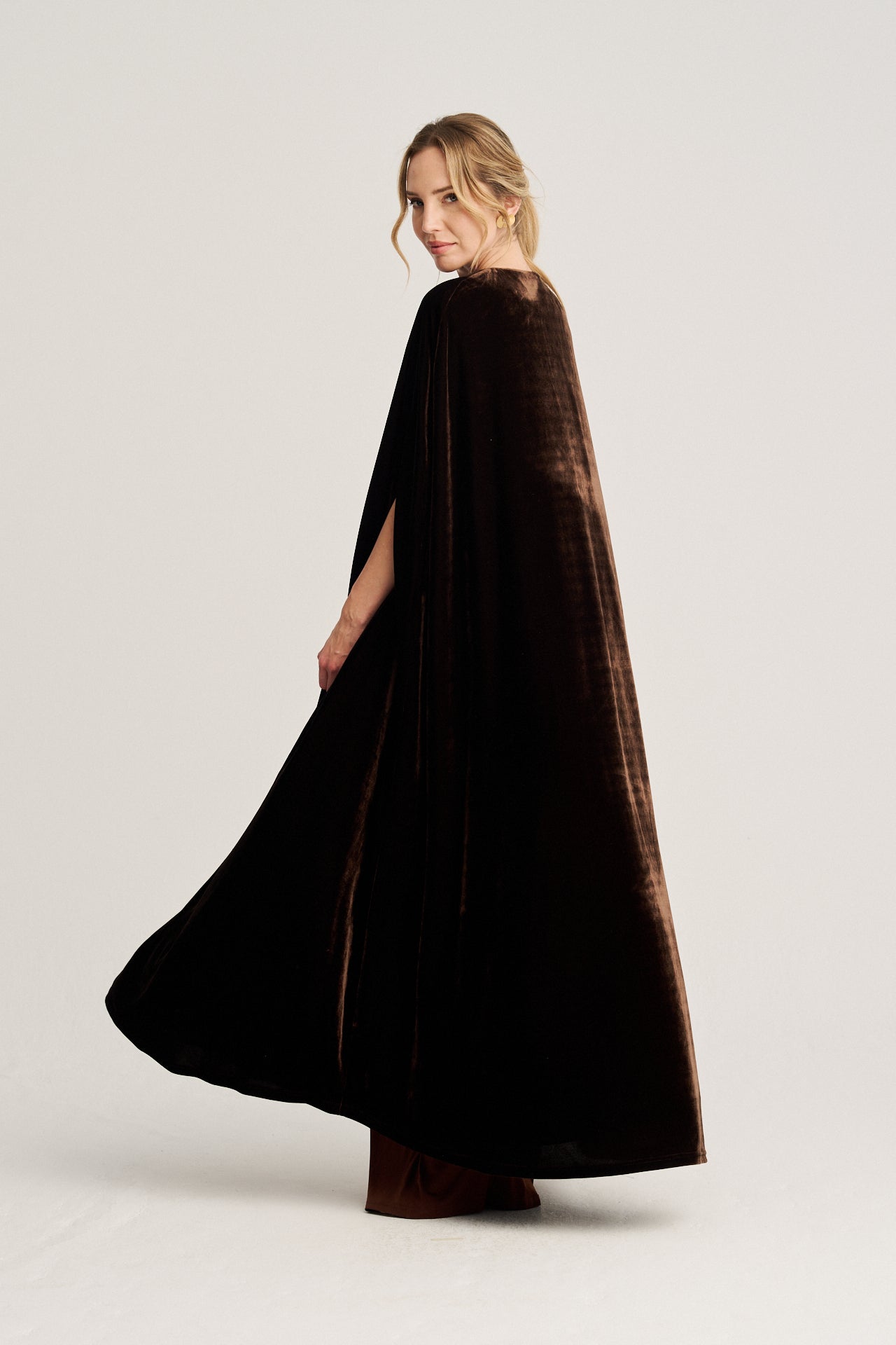 Margaret Velvet Cape · Lady B ·