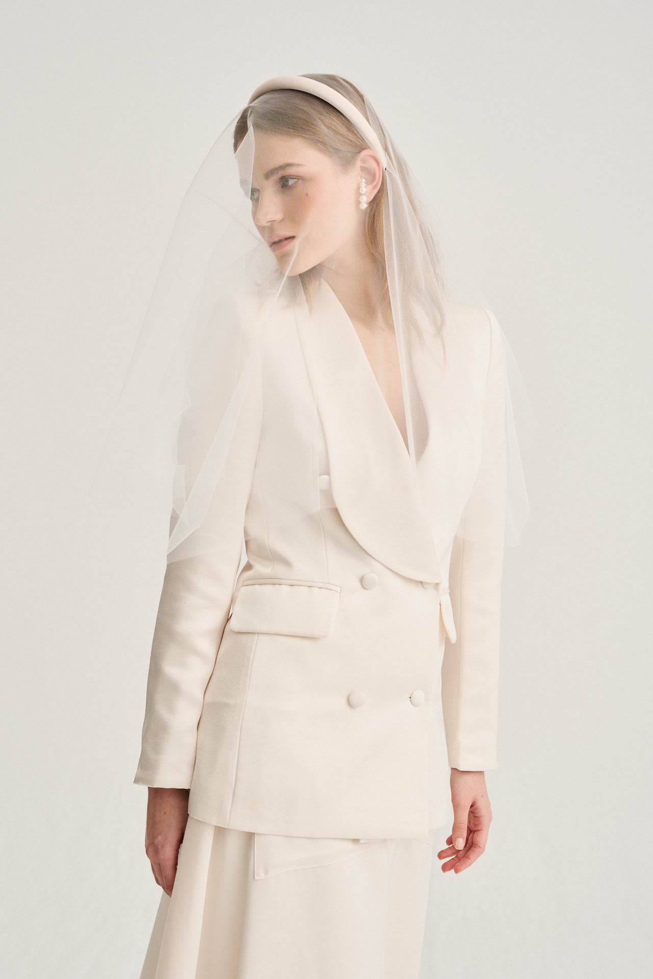 Mila Bridal Cape · LOVE ·