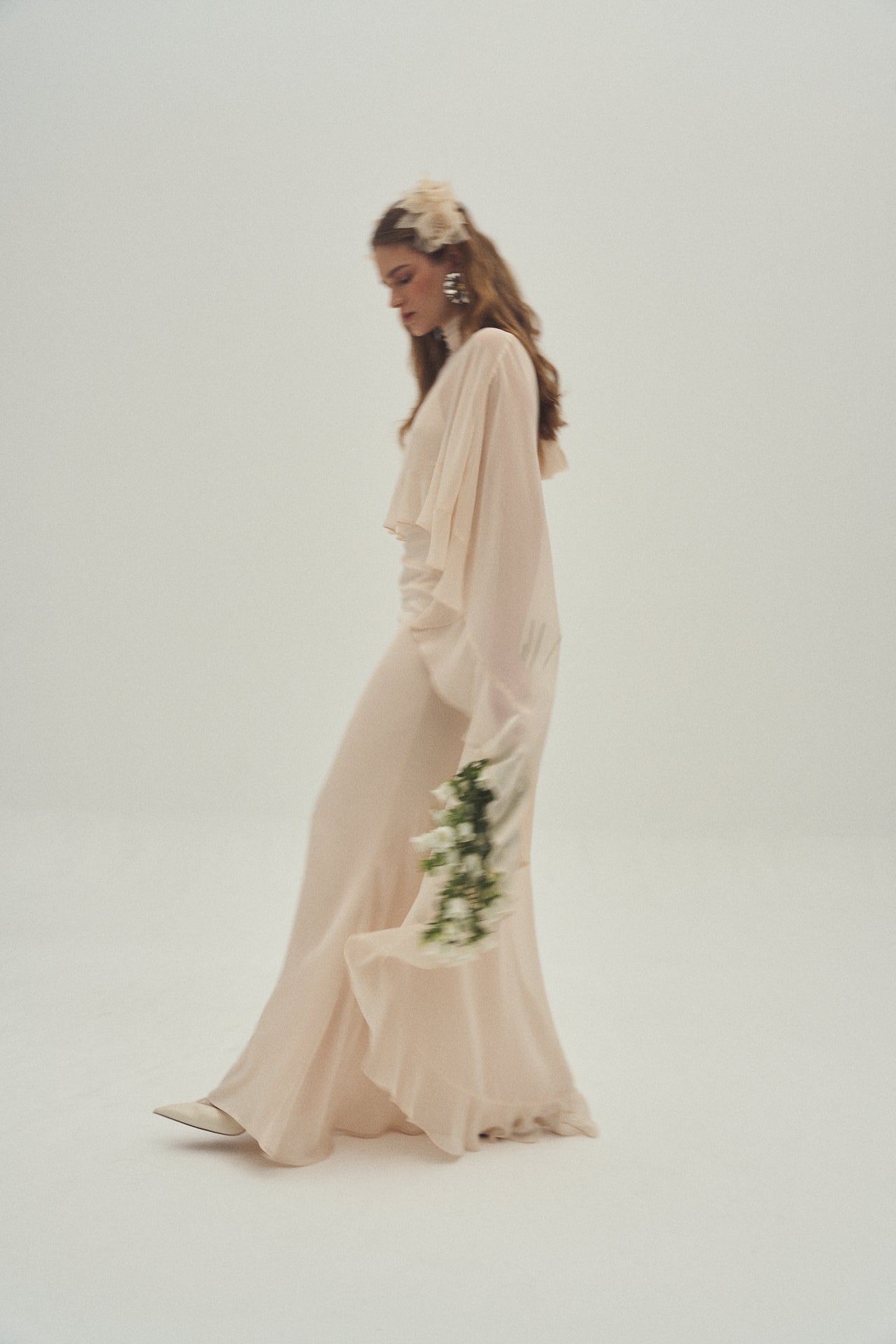 Mila Bridal Cape · LOVE ·