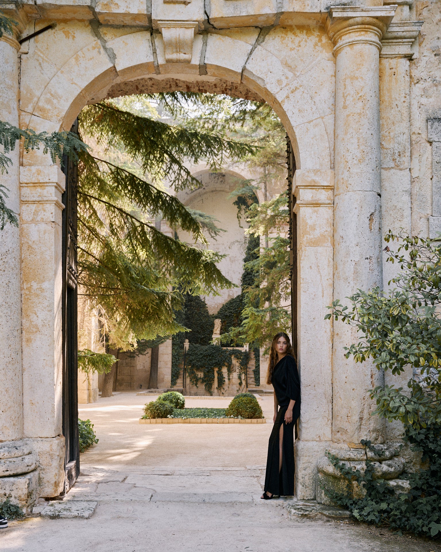 Vestido Mindy Noir · Madame ·