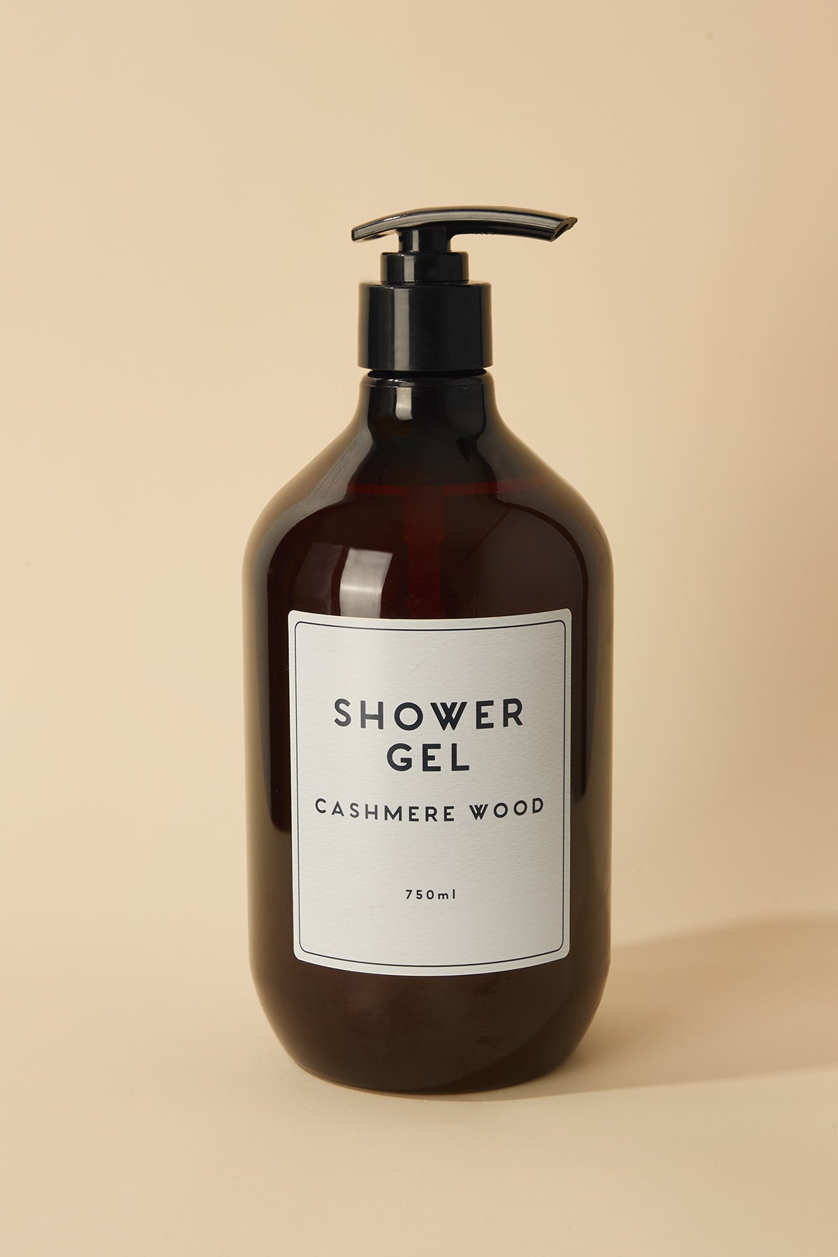 Savon de douche minimal · Déco ·