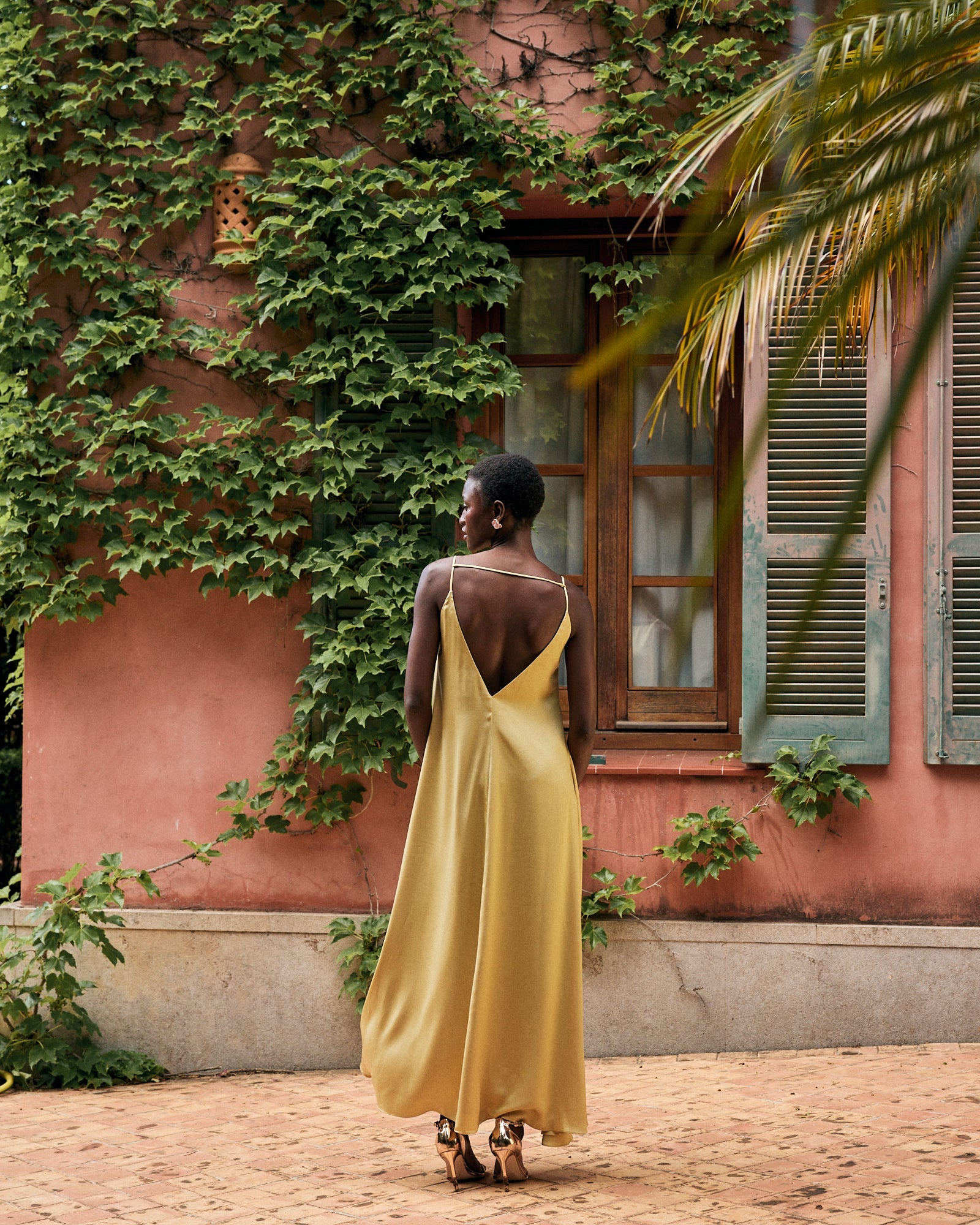 Vestido Cara · Le Palmier · - Bruna