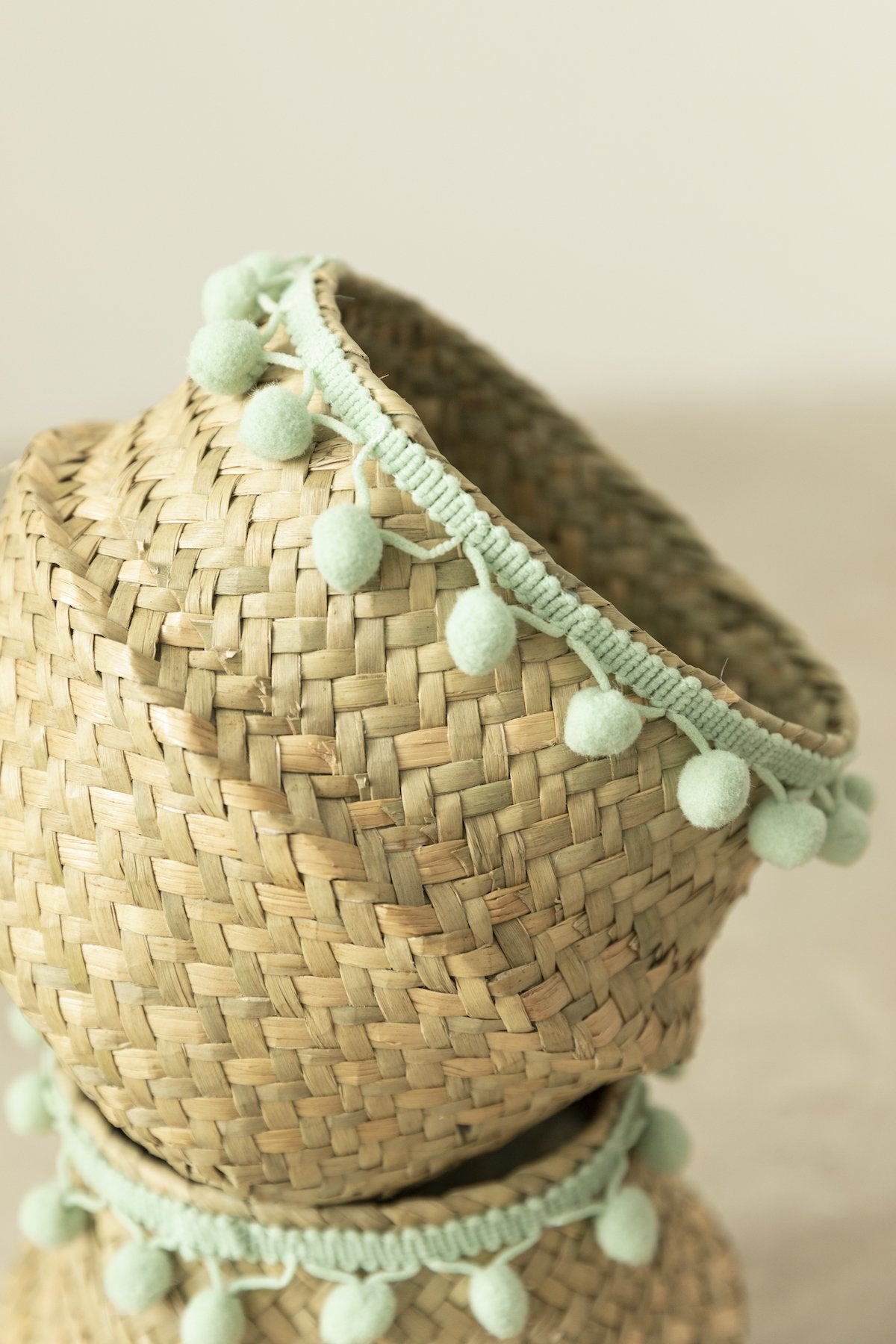 Cesta Plegable Pompon Menta · Deco · - Bruna