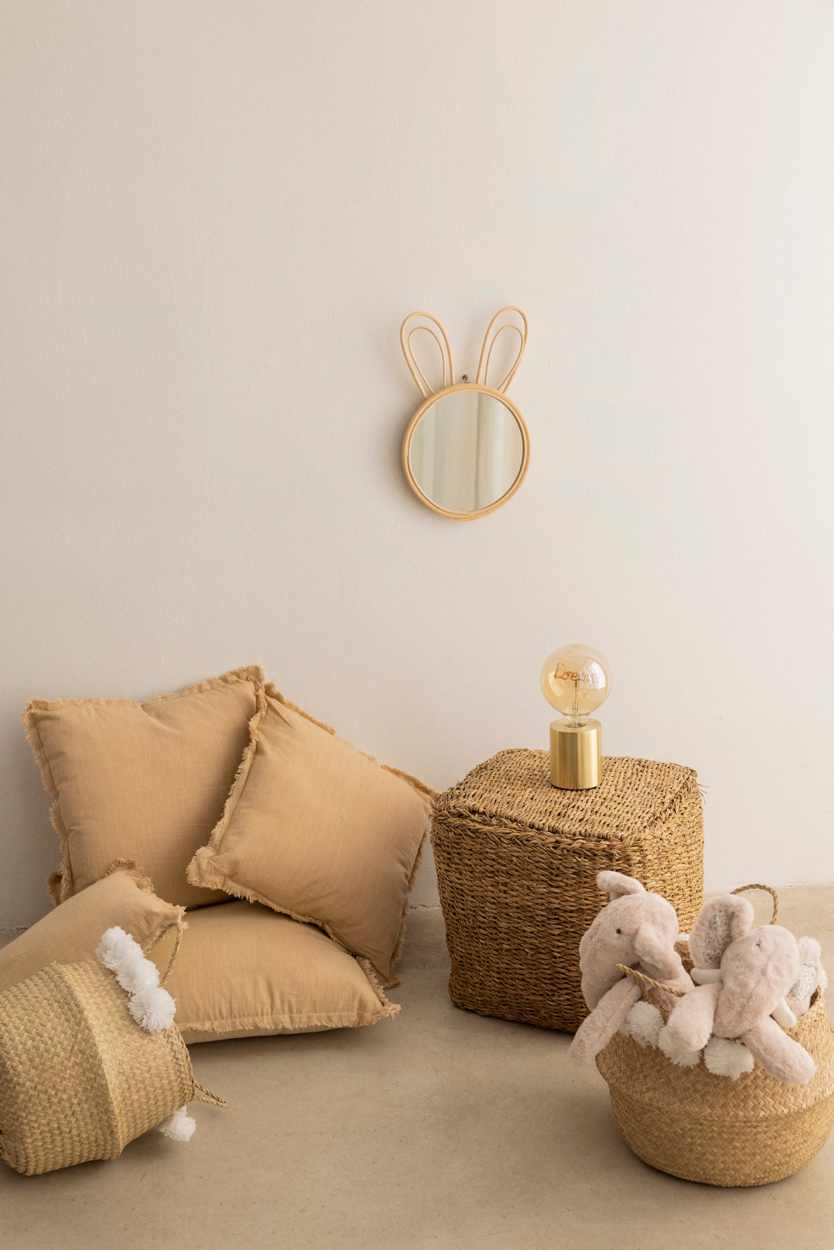 Cesta Plegable Pompones White · Deco · - Bruna