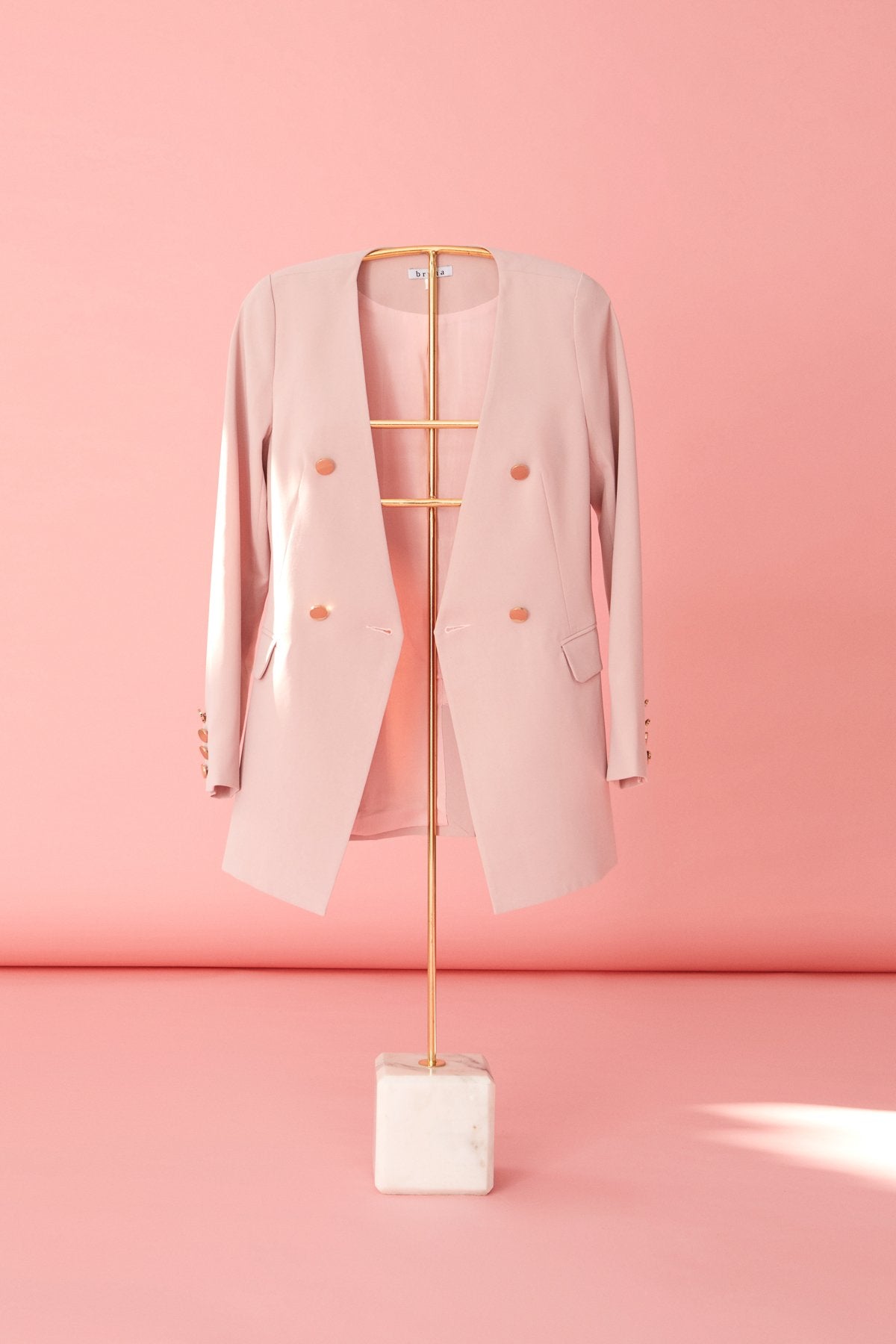 Chaqueta Cornelia Rosa · Pretty in Pink · - Bruna