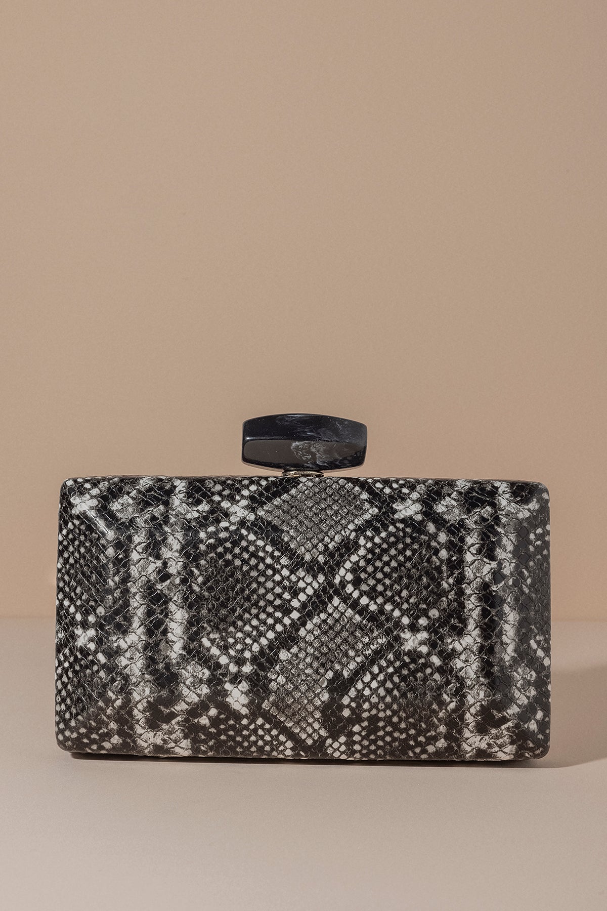 Clutch Box Lawrence Noir · L´Avenue · - Bruna