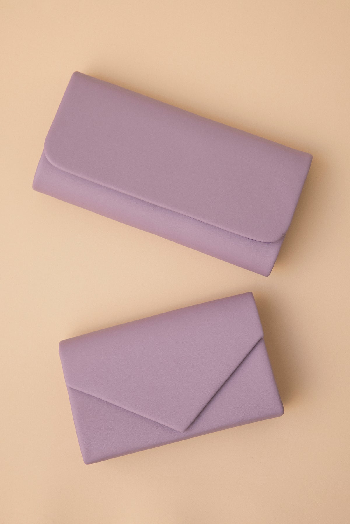 Clutch Envelope Lila · Wisteria · - Bruna