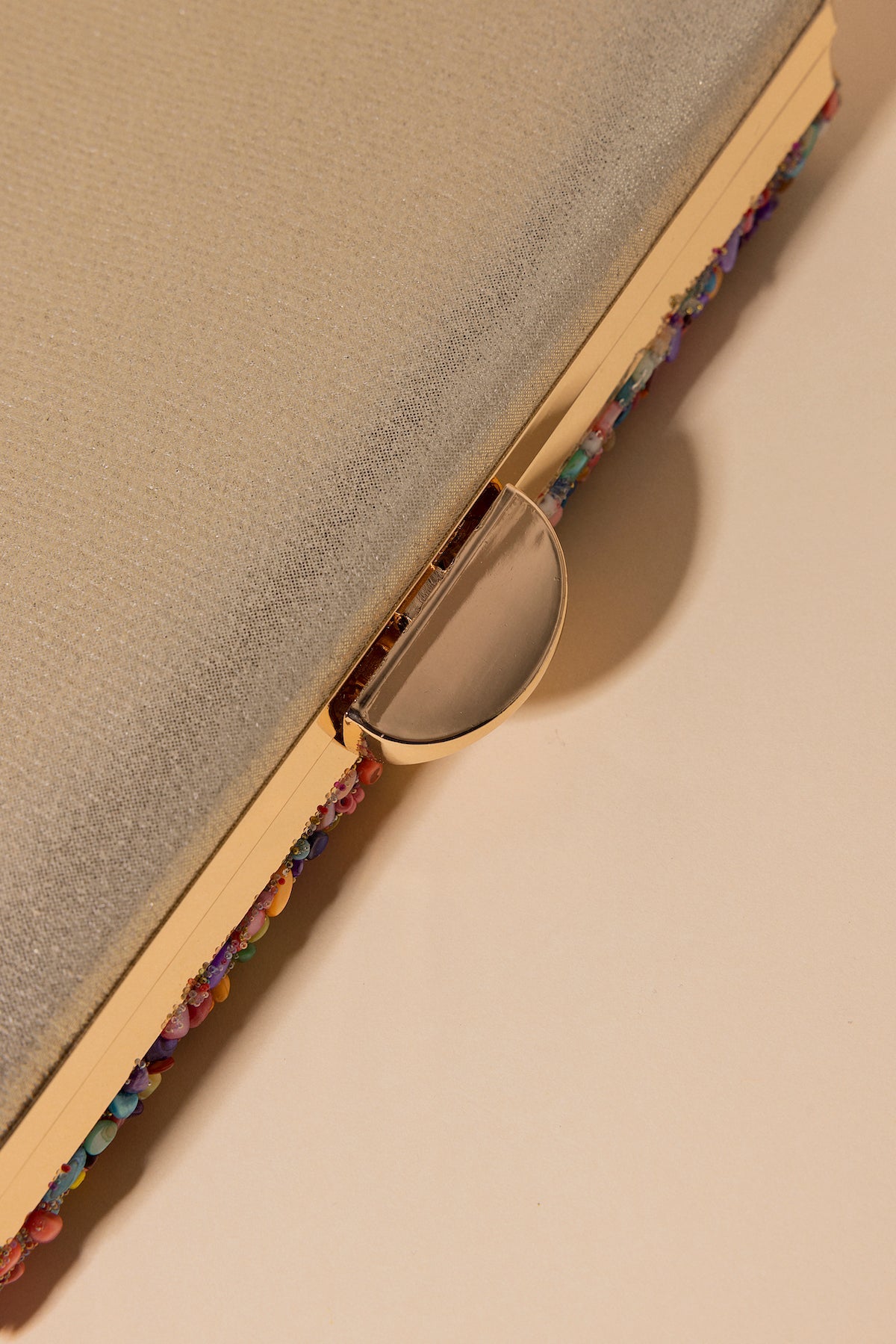 Clutch Rainbow Bolitas · Hamptons · - Bruna