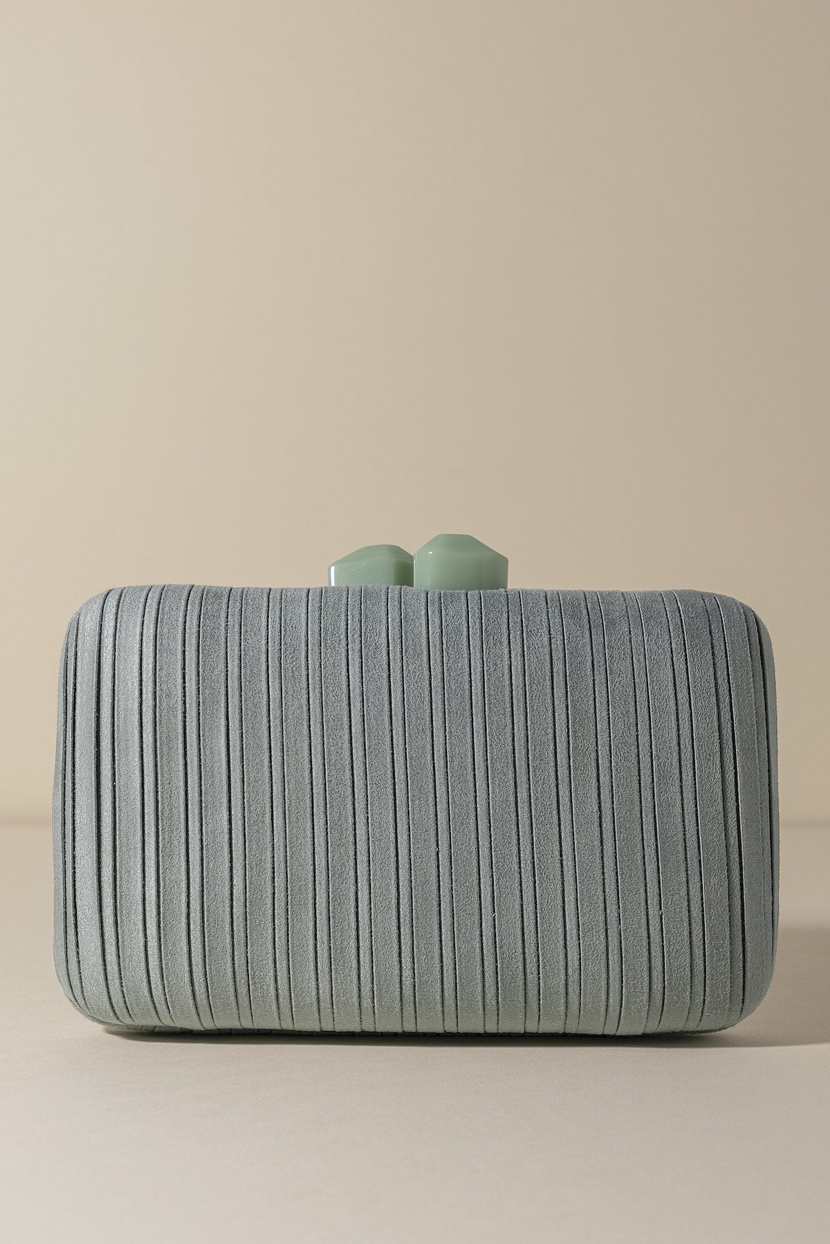 Clutch Sophie Pleated Menta · L´Avenue · - Bruna