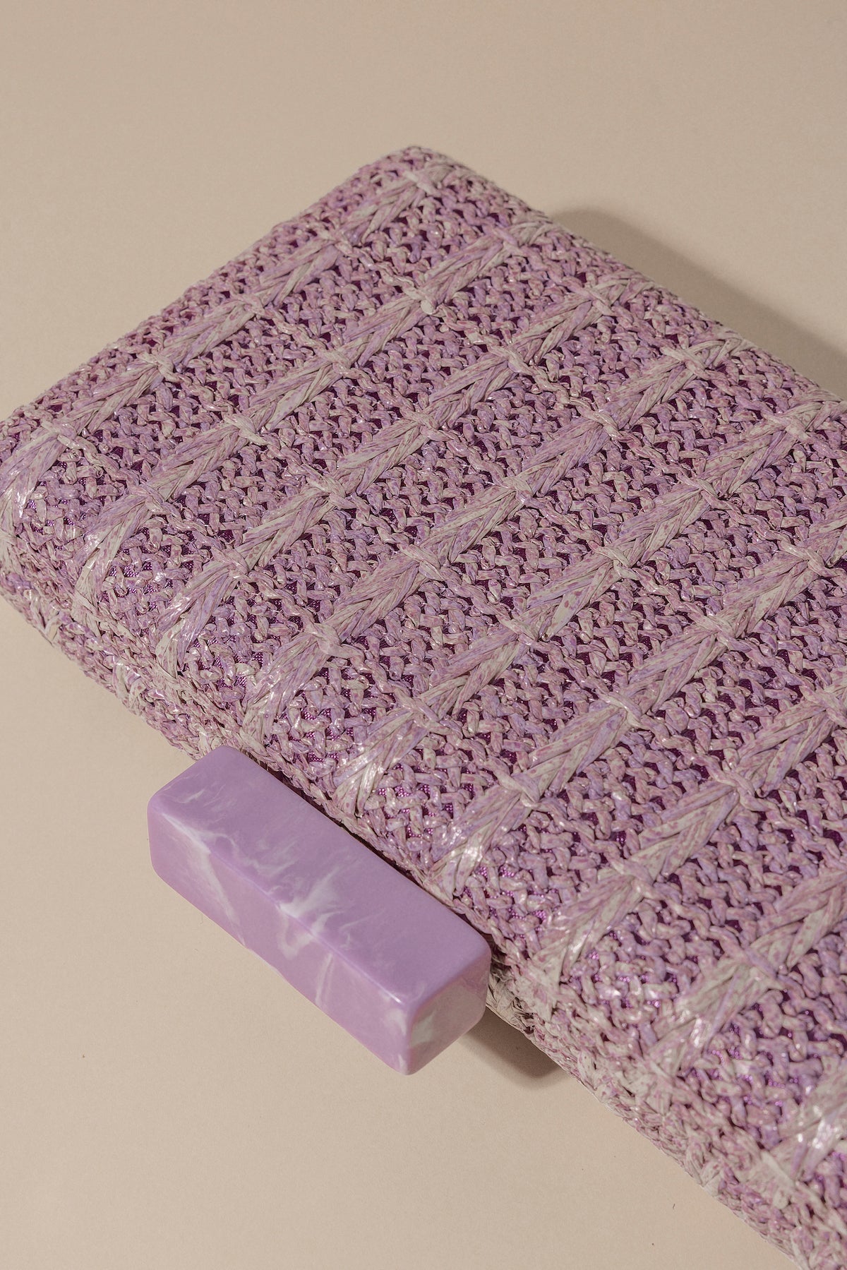 Clutch Stripe Mauve · Alegoria · - Bruna