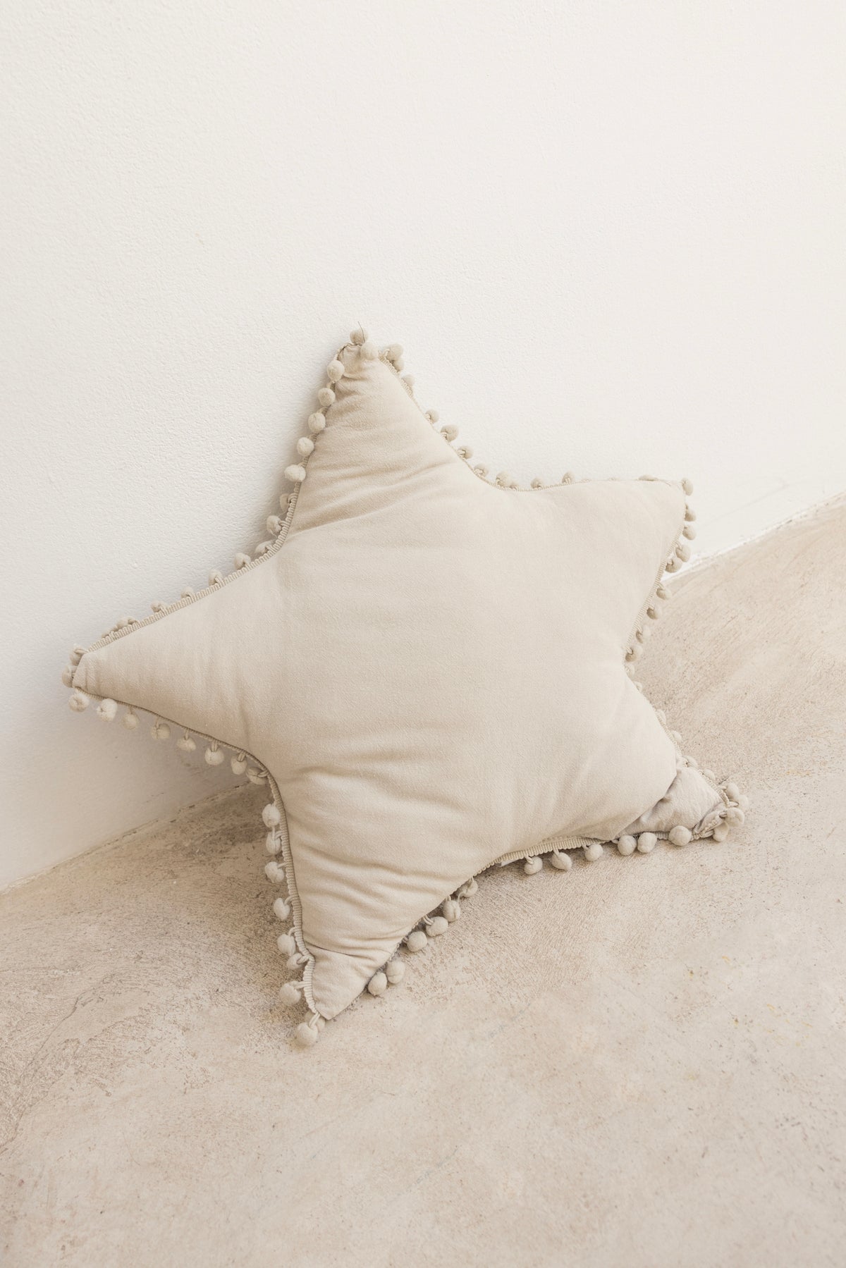 Cojin Star Taupe · Deco · - Bruna