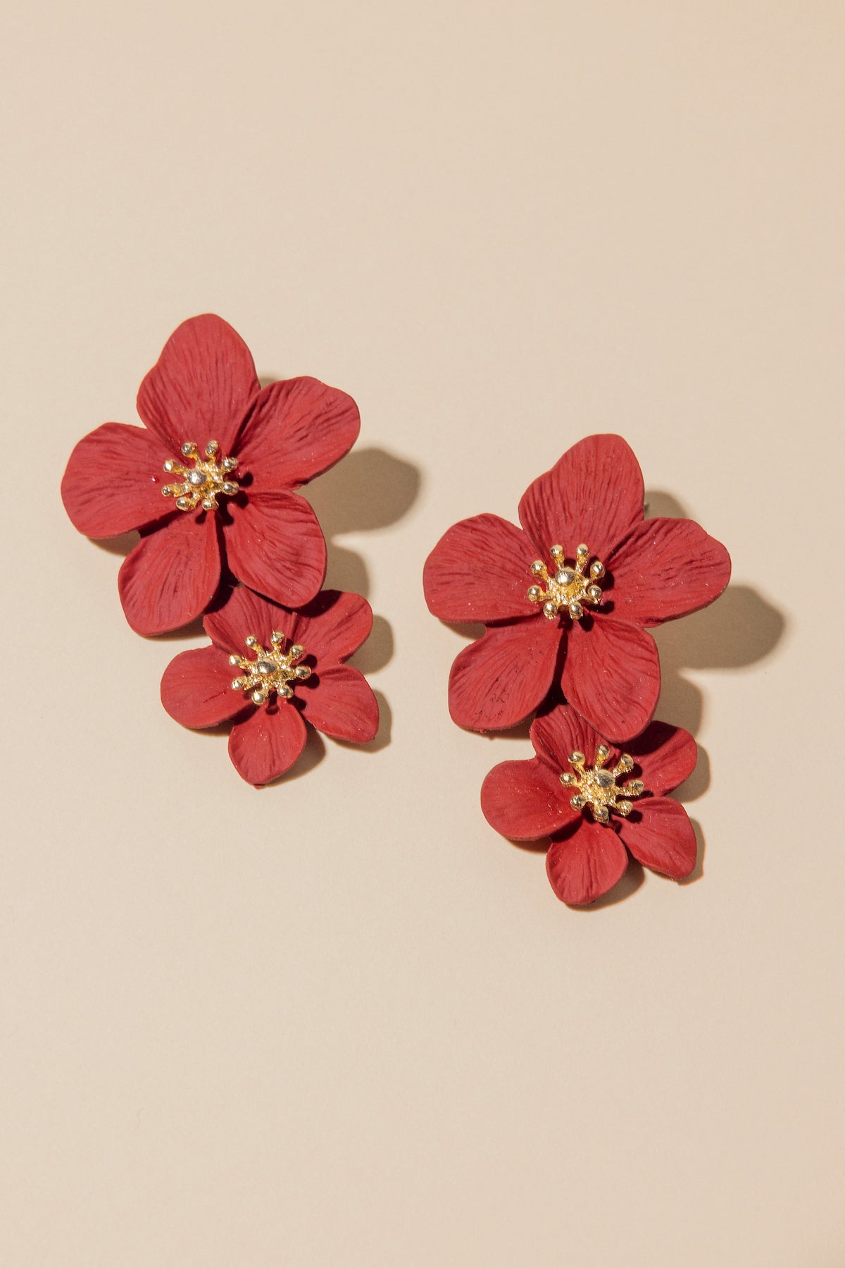 Pendientes Orchid Cherry · Rivera · - Bruna