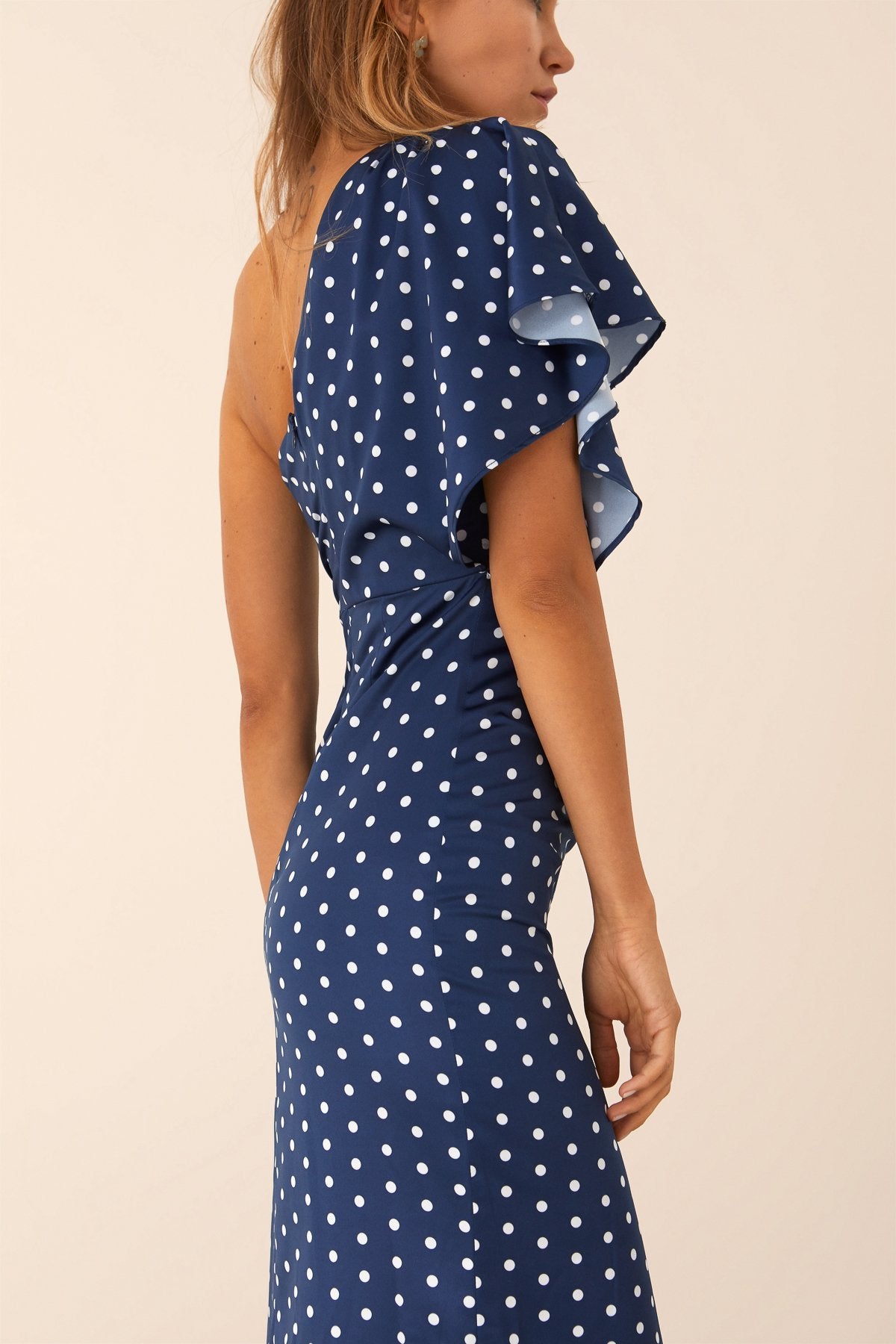 Vestido Aki Lunares Navy · Pretty in Pink · - Bruna