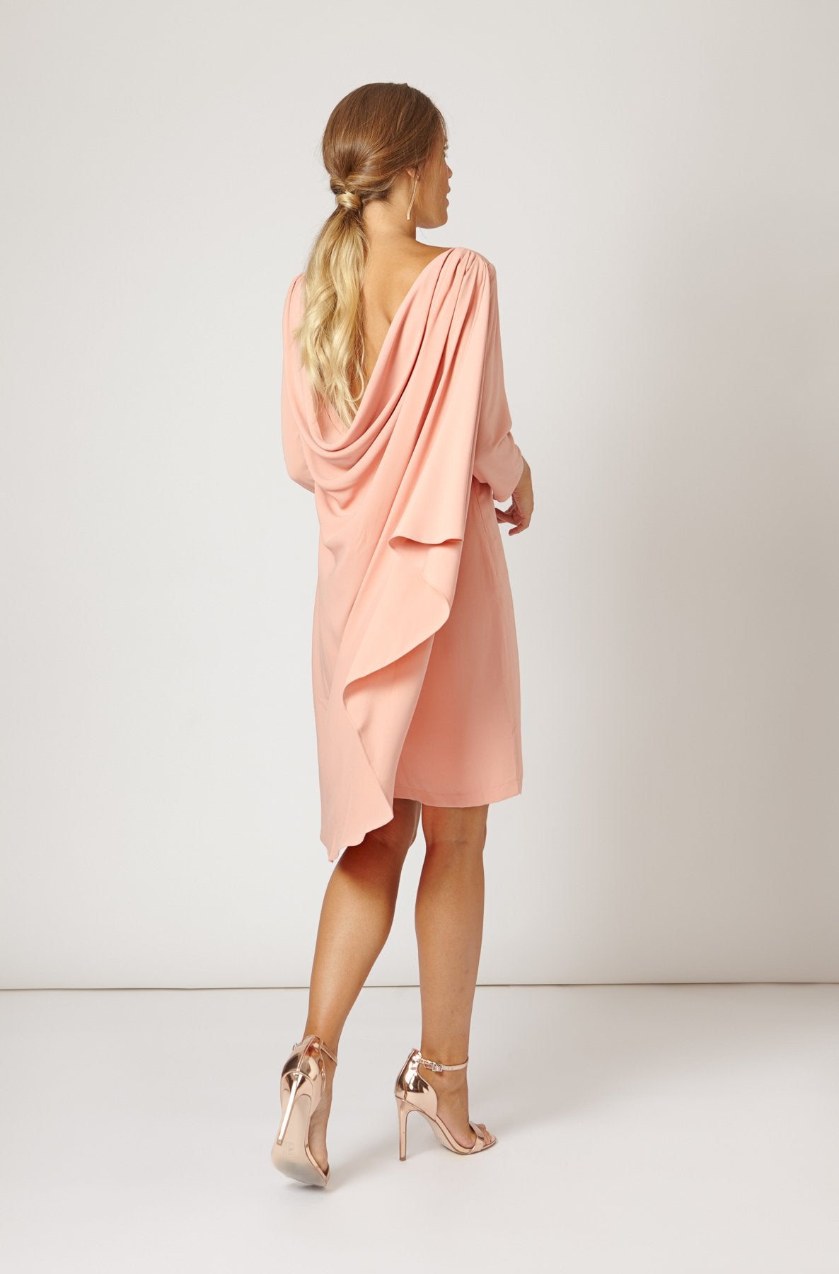 Vestido Gery Rosa Nude · Iconics · - Bruna