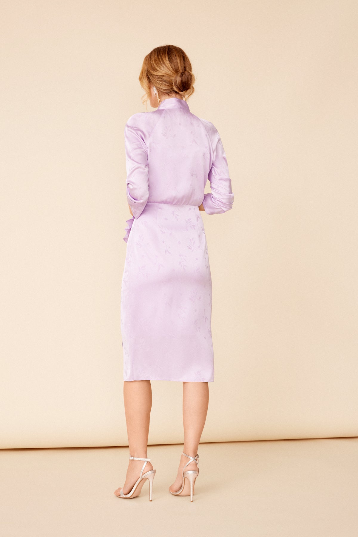 Vestido Solange Lilac · Wisteria · - Bruna